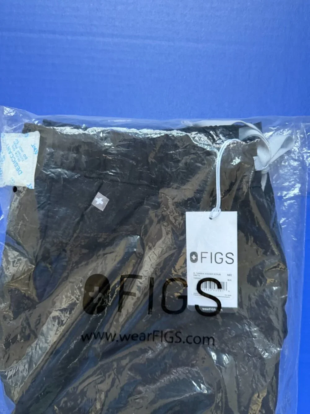 Figs Scrub Set Mens Size M Black New (Leon 3-Pocket Top + Tansen Jogger Pants)